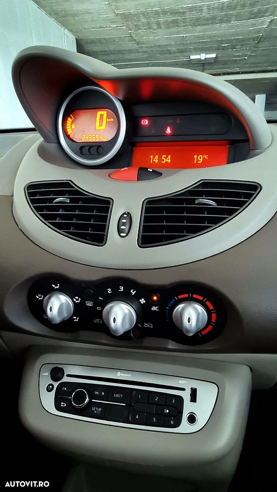 Renault Twingo dCi 75 Expression - 6
