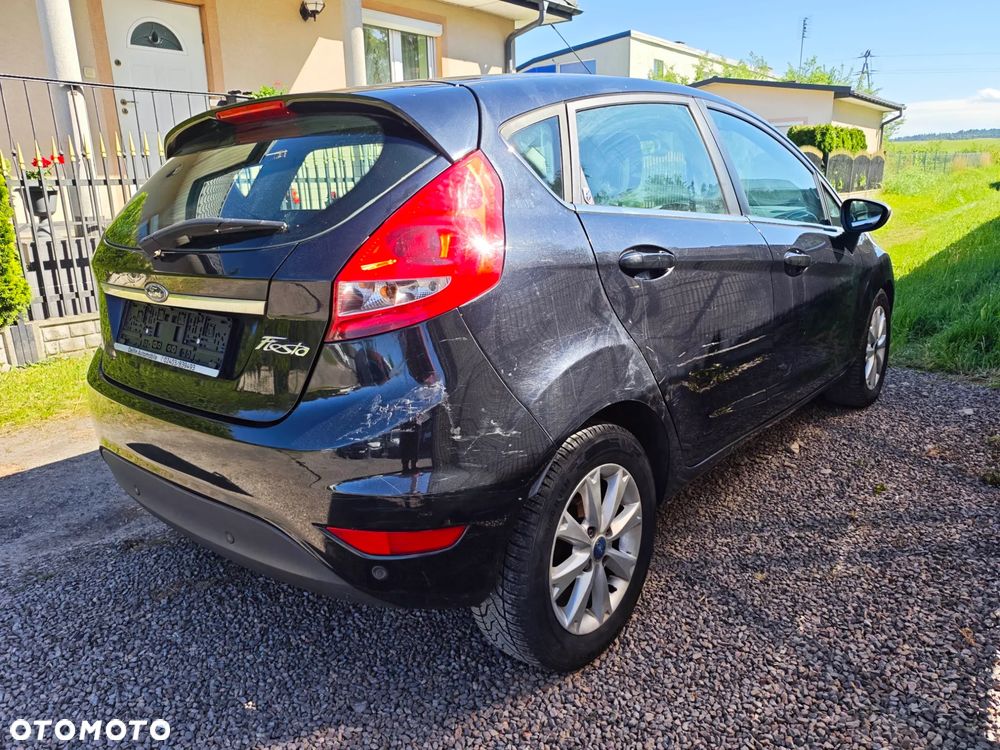 Ford Fiesta 1.4 Autom Ghia - 6