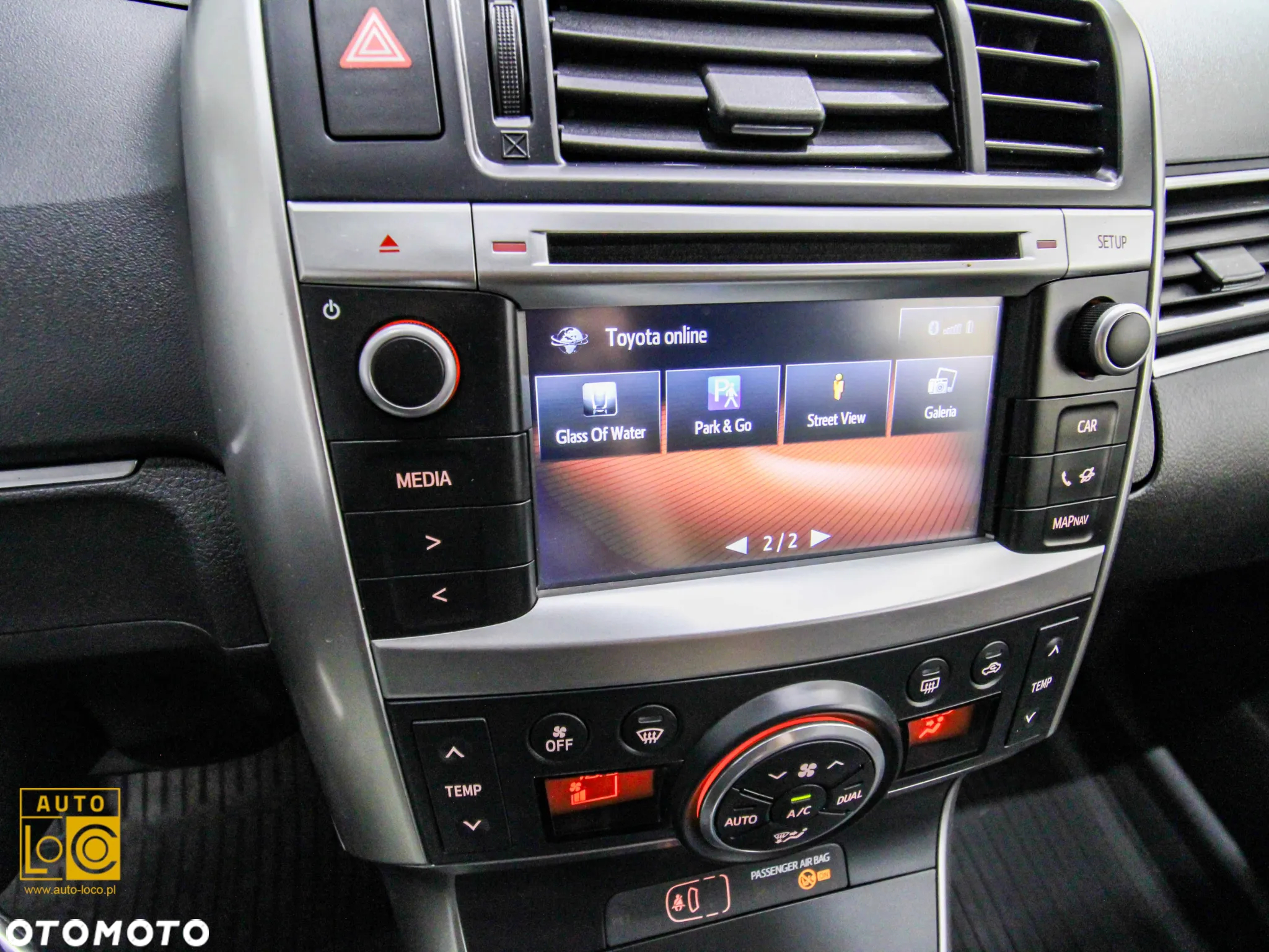Toyota Verso 2.0 D-4D Premium - 23