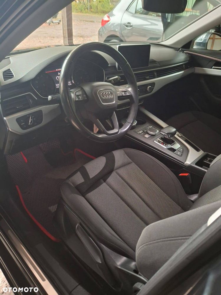 Audi A4 Avant 2017 photo 5