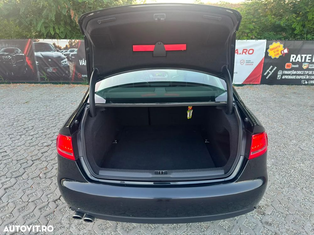 Audi A4 Limuzina 2.0 TDI DPF multitronic Ambition - 32