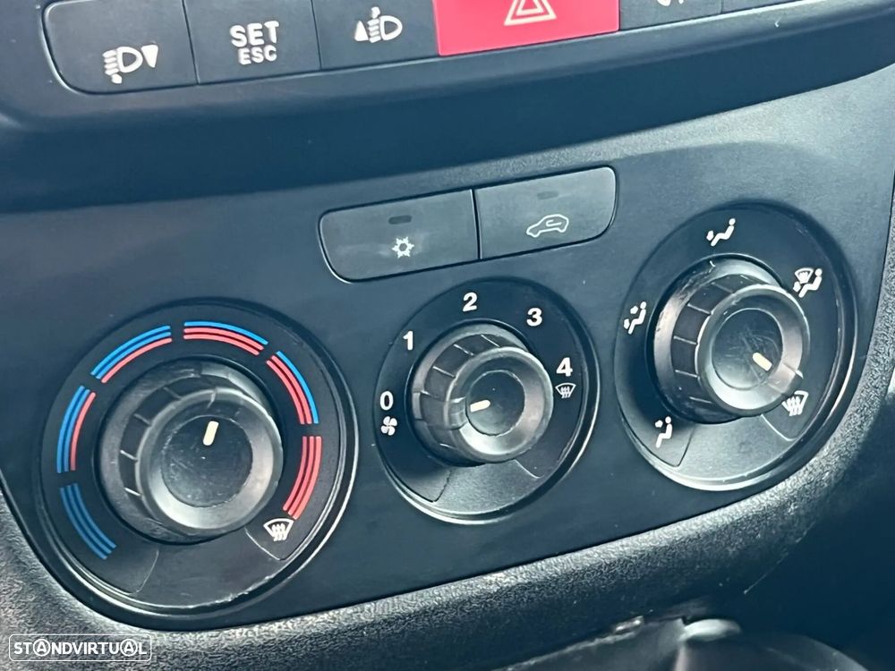 Fiat Doblo 1.3 Multijet 16V Trofeo - 14