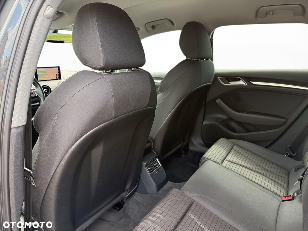 Audi A3 Sportback 35 TFSI mHEV S tronic - 31