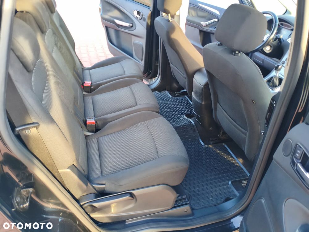 Ford S-Max 2.5 Titanium - 11