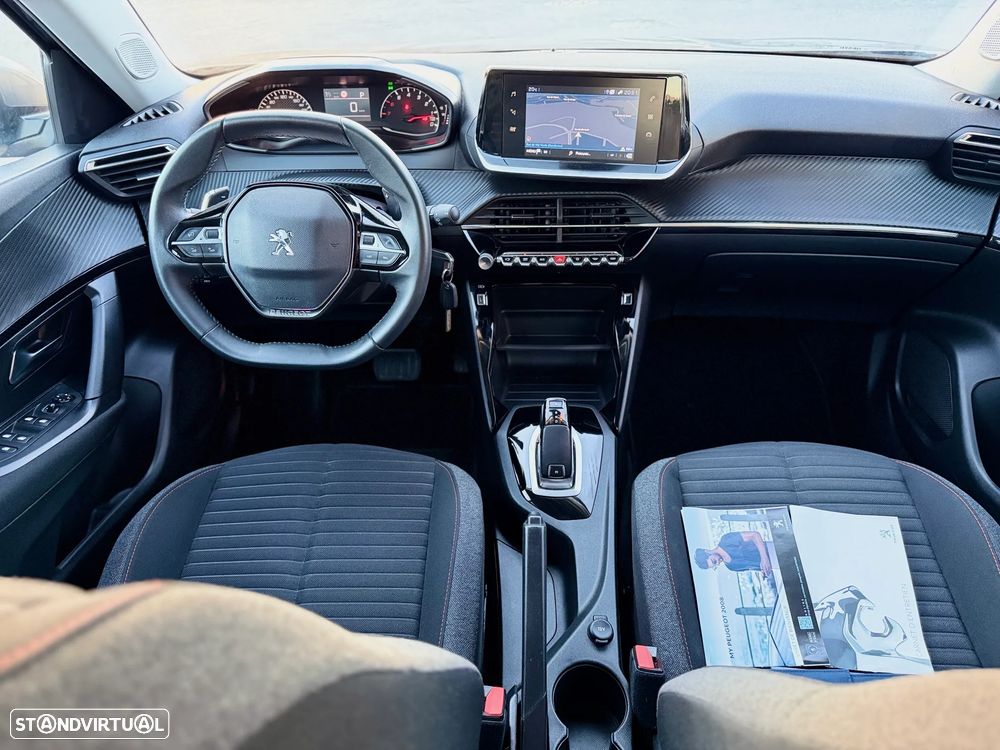 Peugeot 2008 1.2 PureTech Active Pack EAT8 - 5