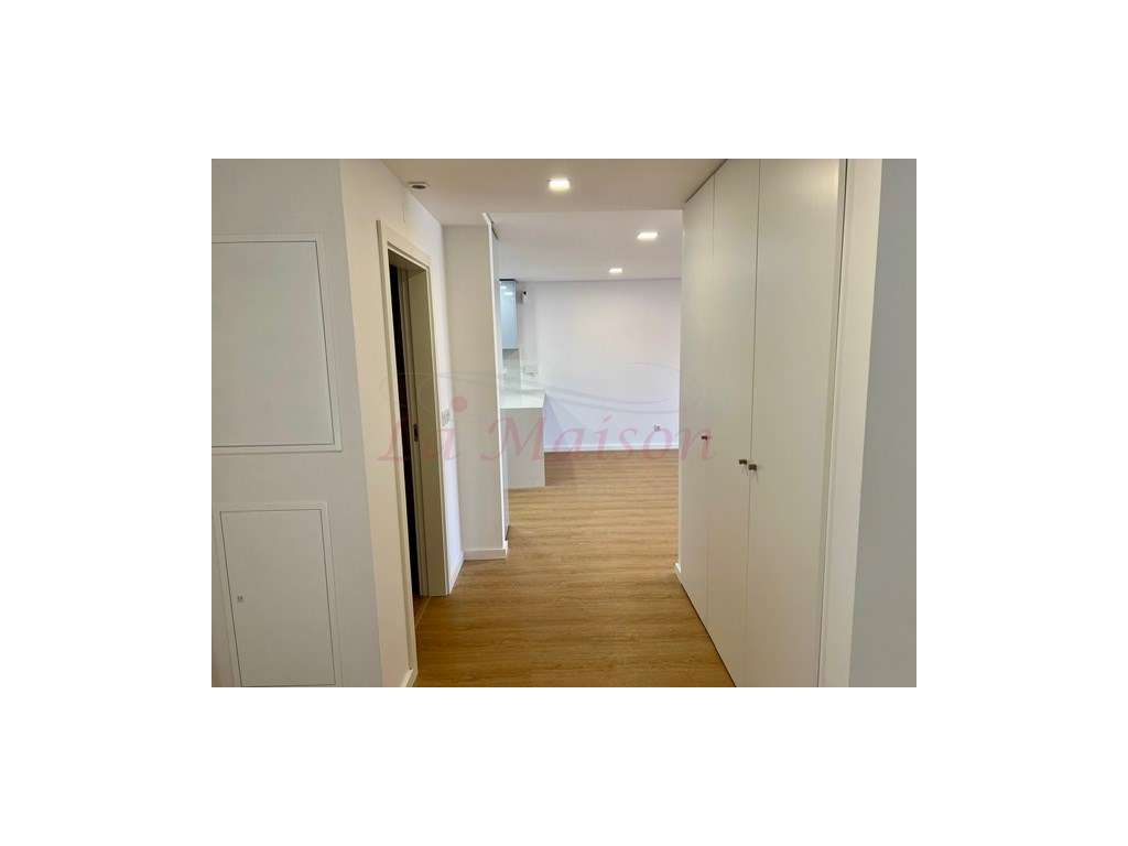 Moradia V5 no centro de Loures - Grande imagem: 2/60