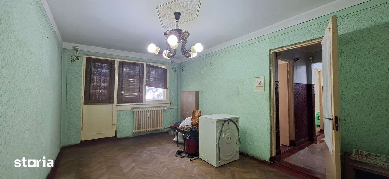 Apartament cu potențial excelent în Micro 20 – lângă Cofetăria Dana — fotografia 1