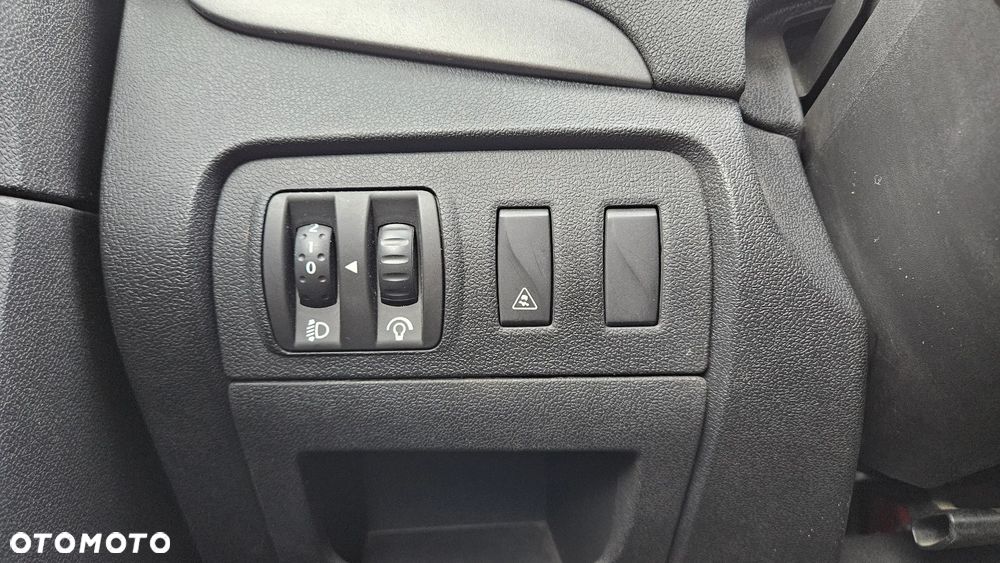 Renault Scenic 1.6 16V 110 Expression - 15