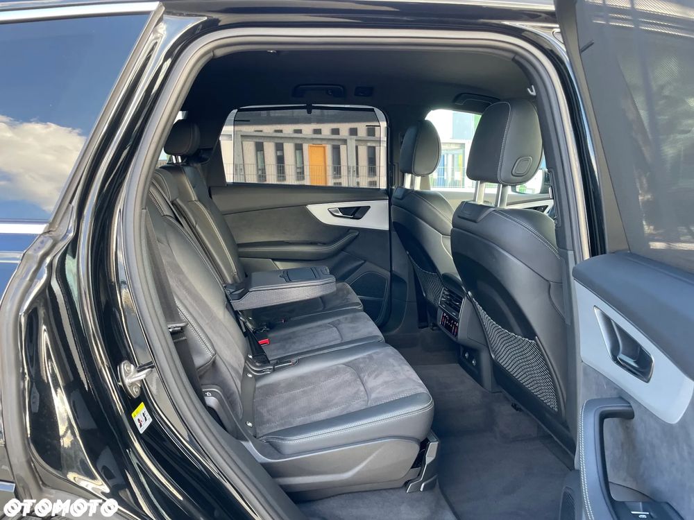 Audi Q7 50 TDI quattro tiptronic S line - 23