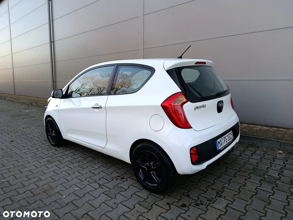 Kia Picanto 1.0 Dream Team Edition - 28