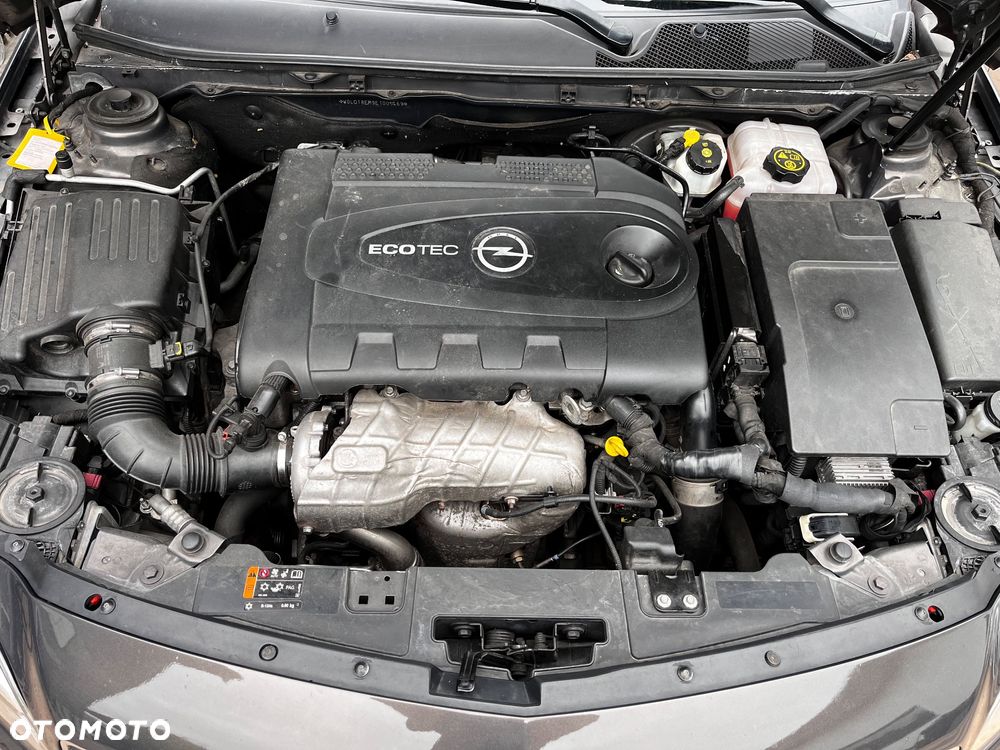 Opel Insignia - 14
