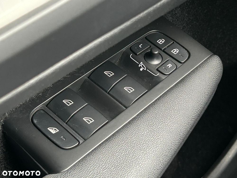 Volvo XC 40 T3 Momentum - 20