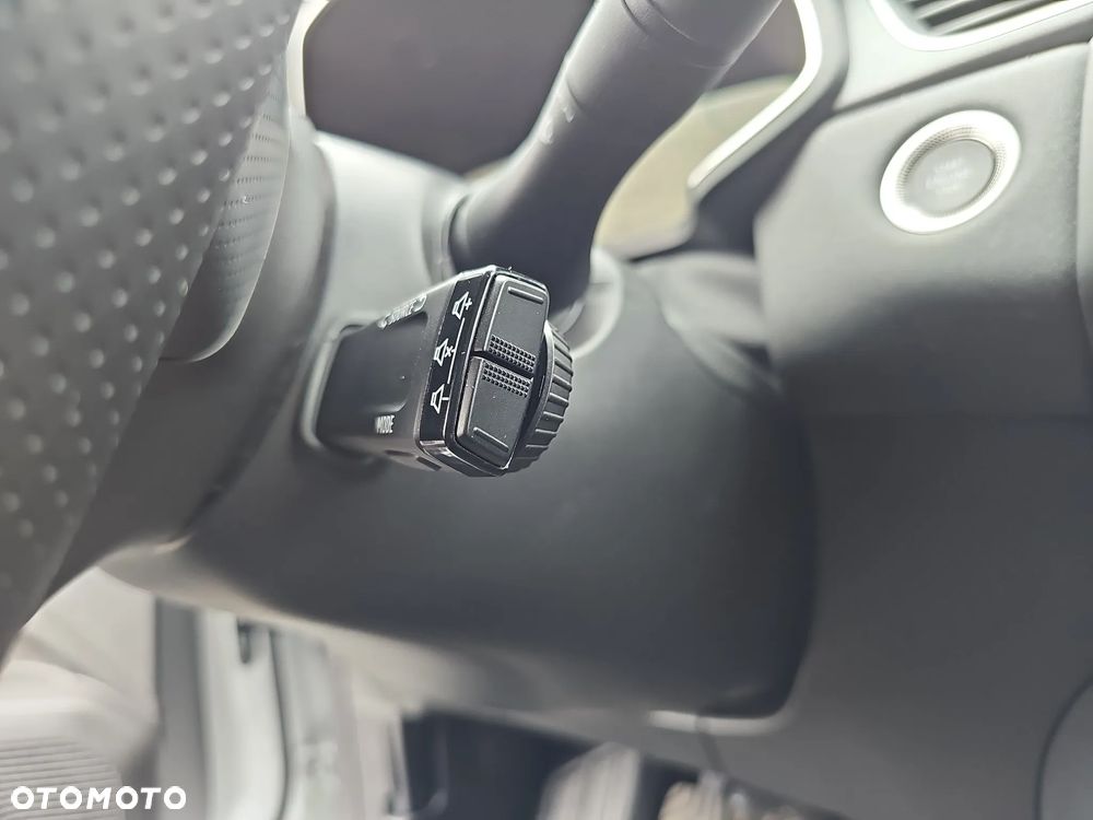 Renault Captur - 16