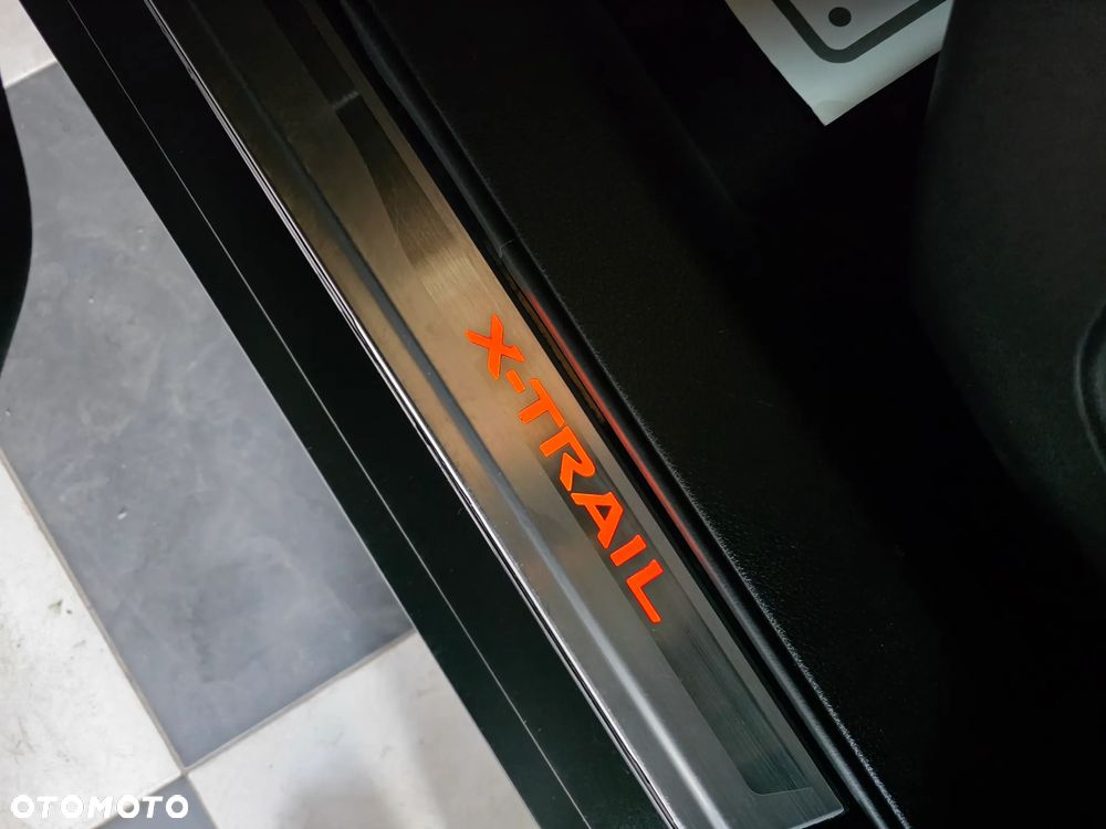 Nissan X-Trail 1.6 DIG-T Tekna - 27