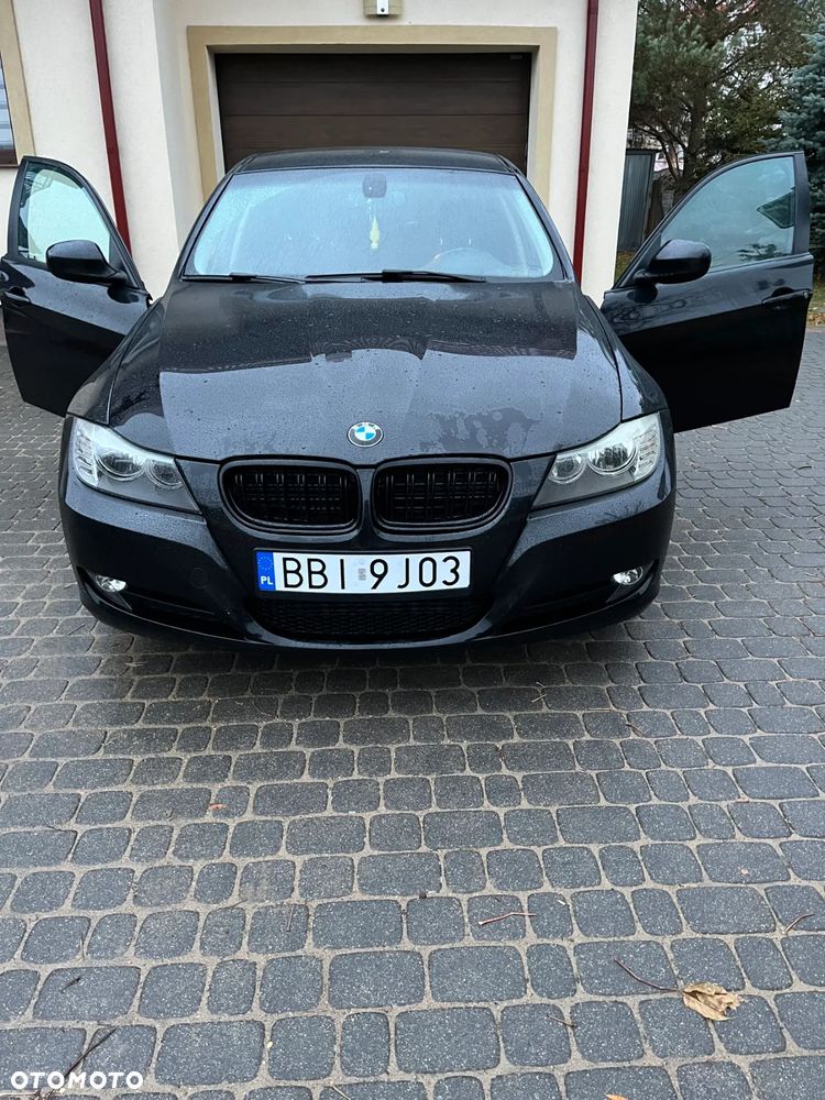 BMW Seria 3 320d Efficient Dynamics - 17