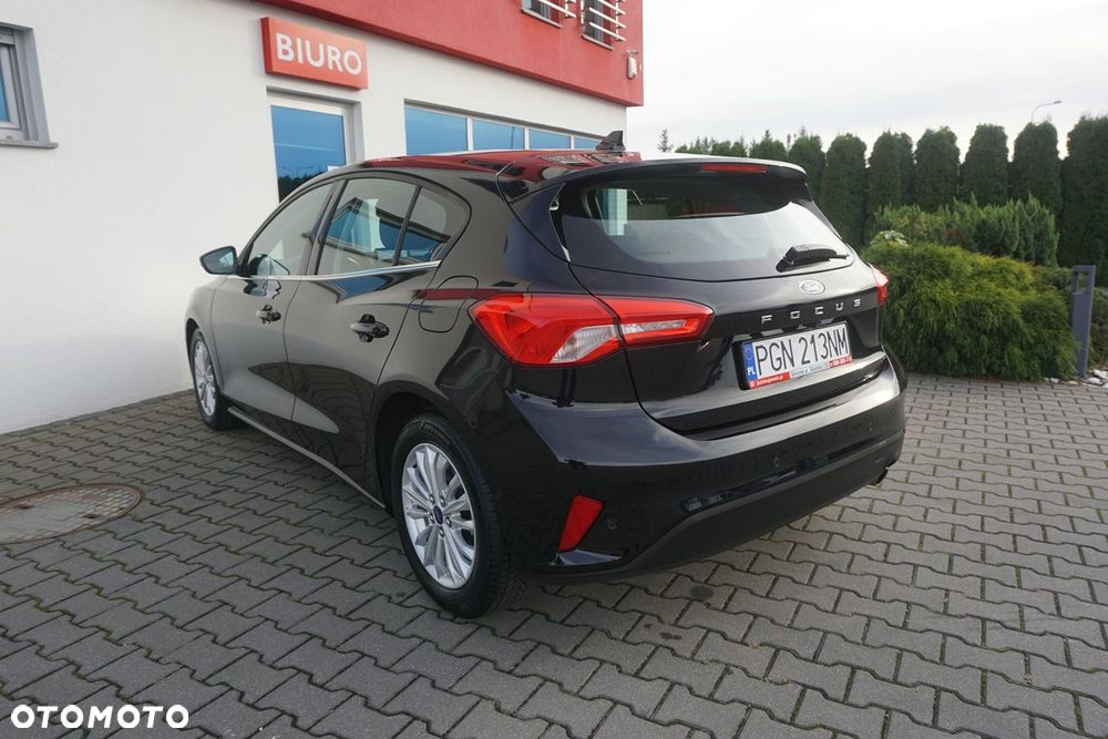 Ford Focus 1.5 EcoBlue Start-Stopp-System TITANIUM - 4