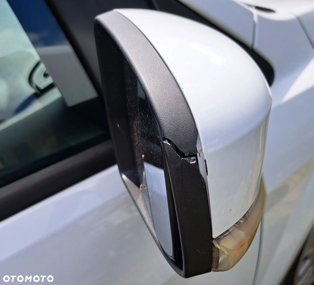 Ford Focus 1.6 Silver X EU5 - 13