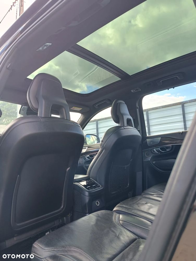 Volvo XC 90 - 24