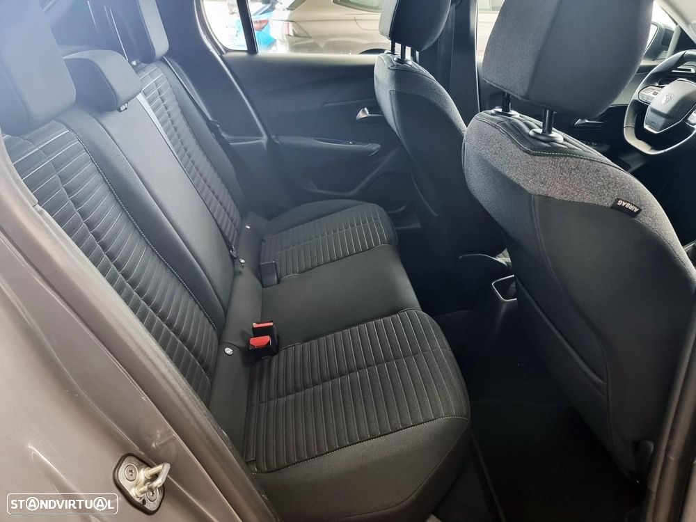Peugeot 208 1.2 PureTech Active Pack - 7