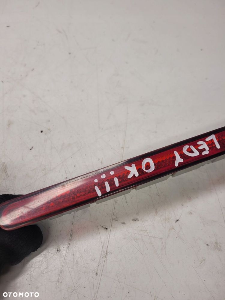 ŚWIATŁO STOP STOPU AUDI A3 8P LIFT 3-D 8P3945097 - 4