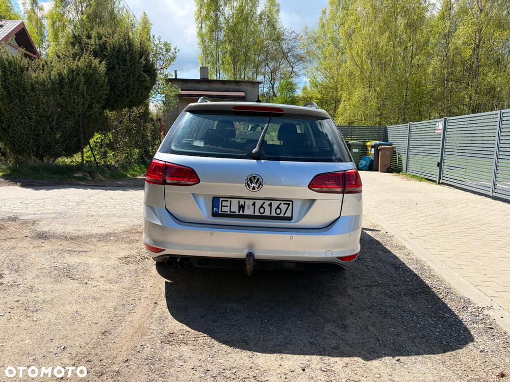Volkswagen Golf Variant 2.0 TDI (BlueMotion Technology) Comfortline - 6