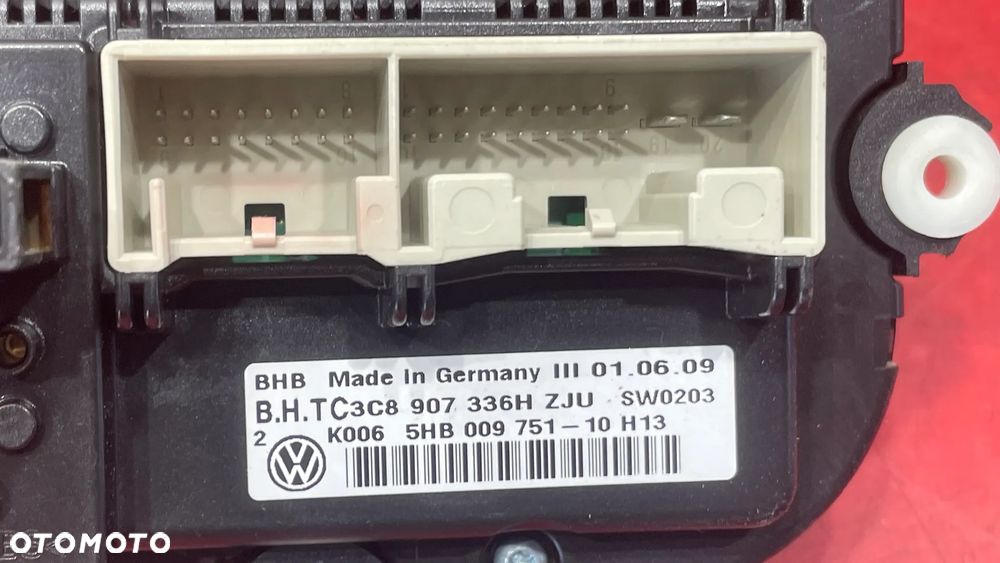 VW Caddy  Panel Sterowania Przełącznik Klimatyzacji 5HB009751 - 5