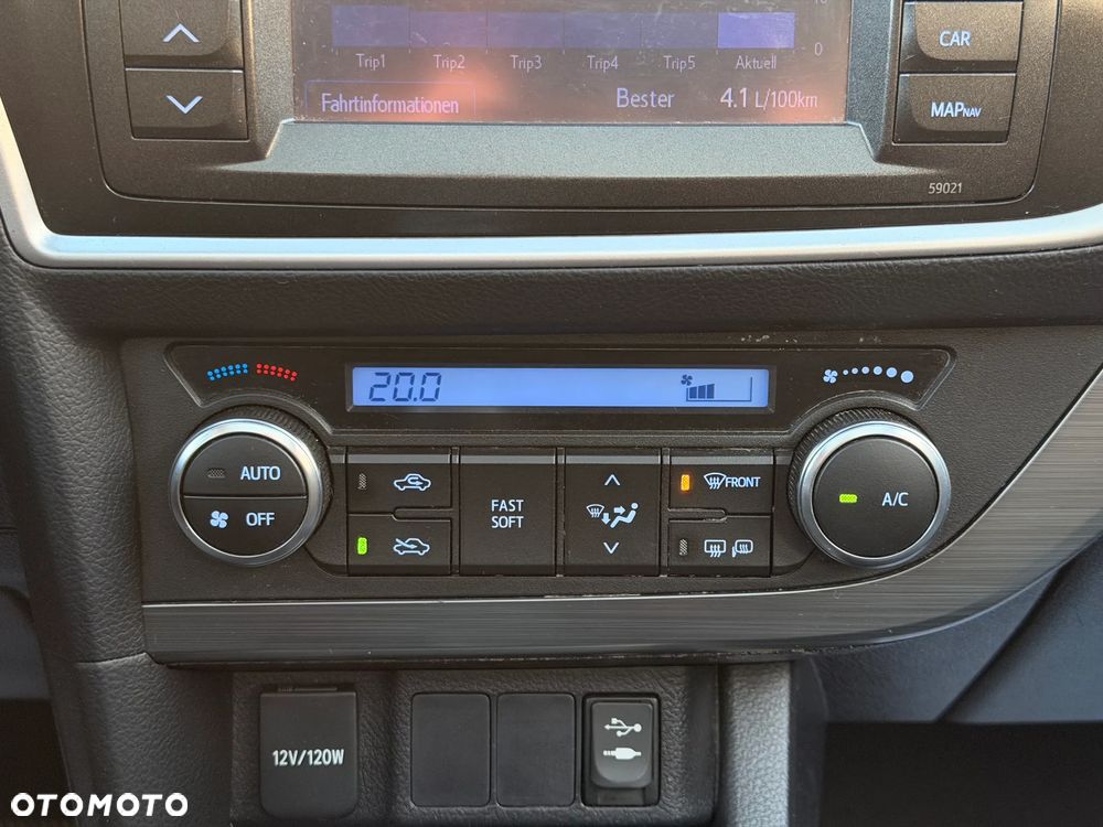 Toyota Auris 1.6 Executive - 8