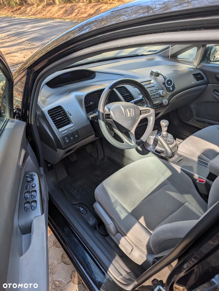 Honda Civic 1.8 Comfort - 10