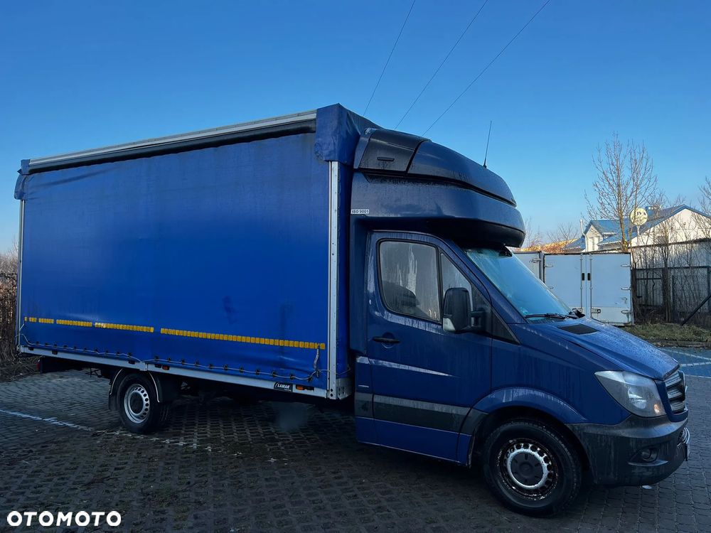 Mercedes-Benz Sprinter - 1