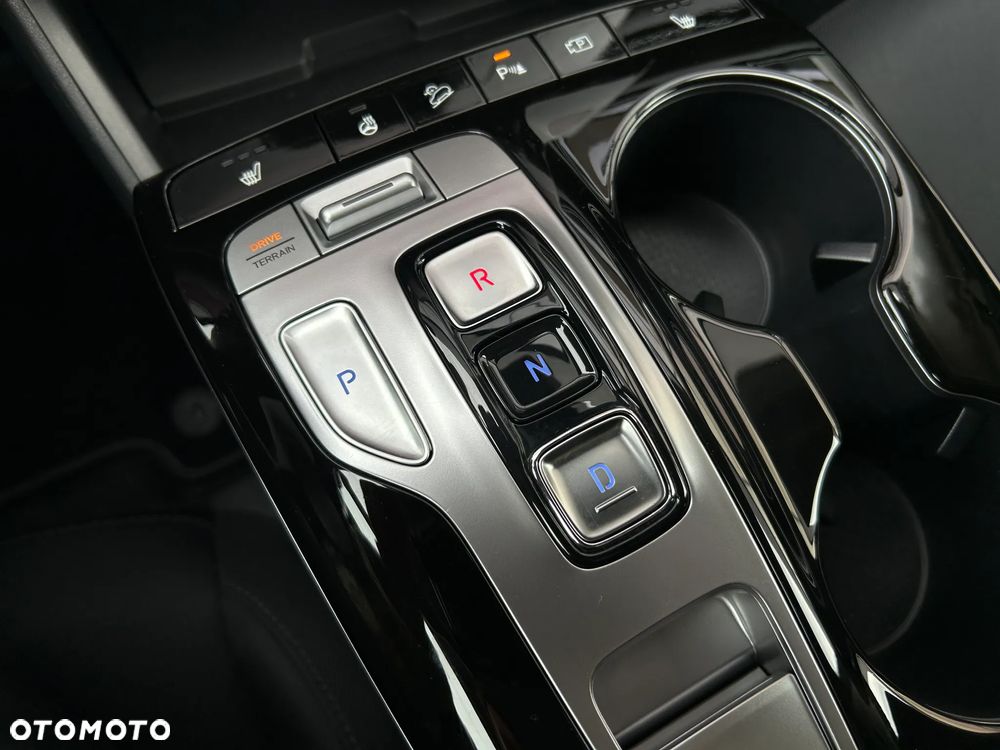 Hyundai Tucson 1.6 T-GDi HEV Executive 4WD - 28