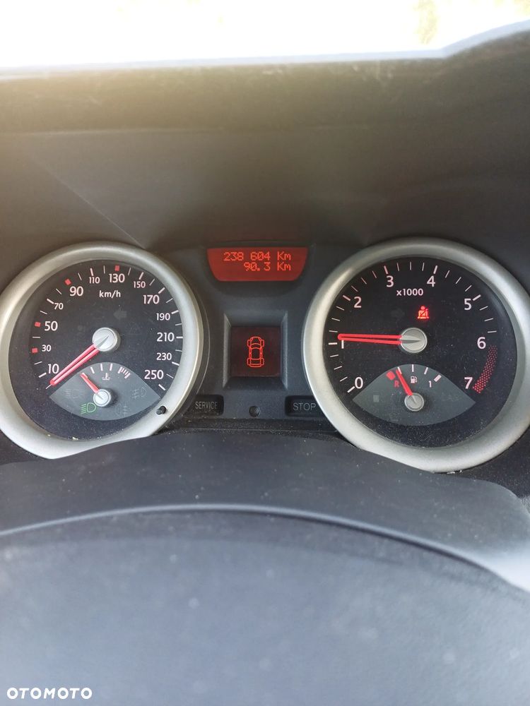 Renault Megane 2.0 16V Dynamique - 10