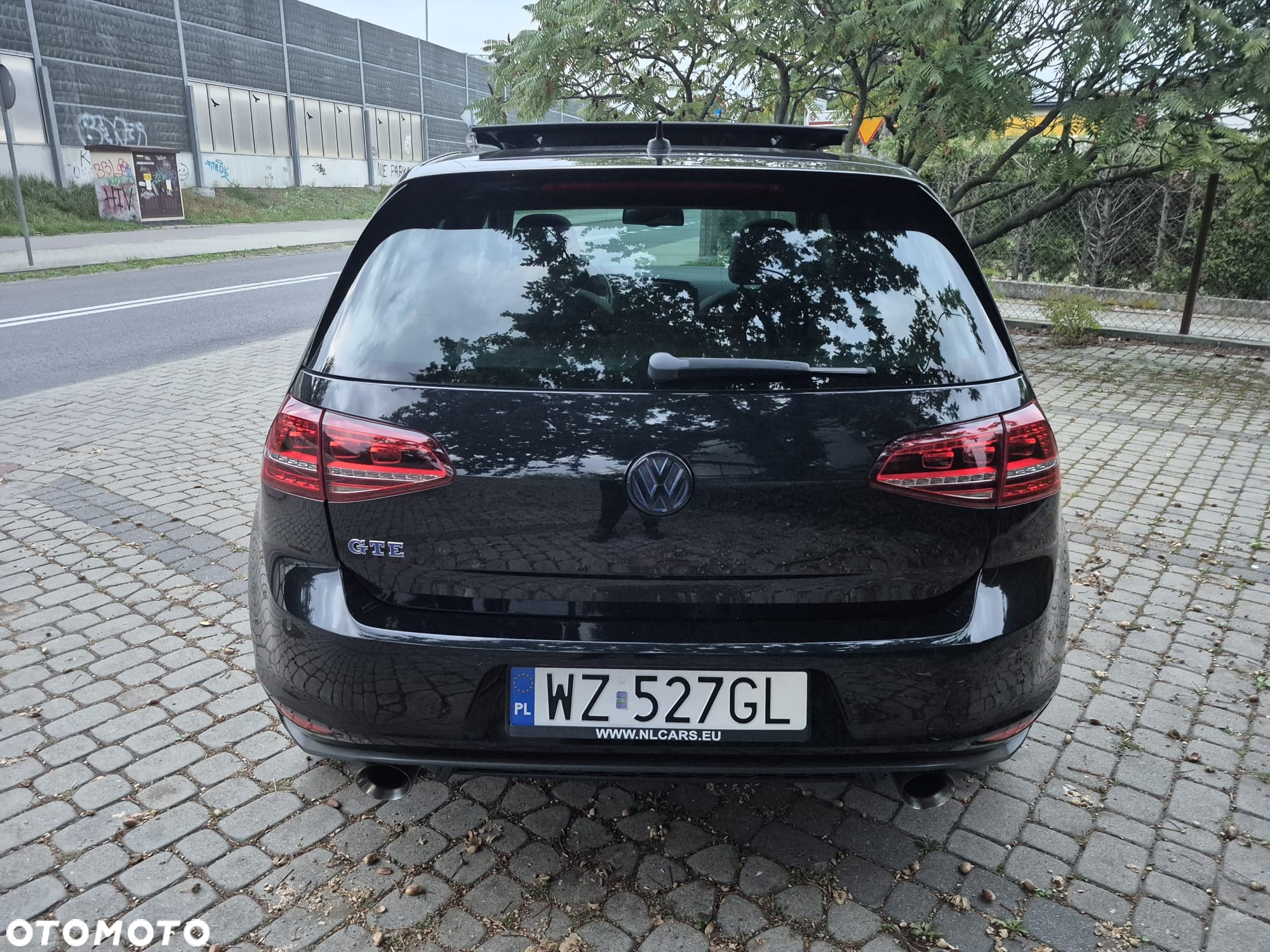 Volkswagen Golf - 5