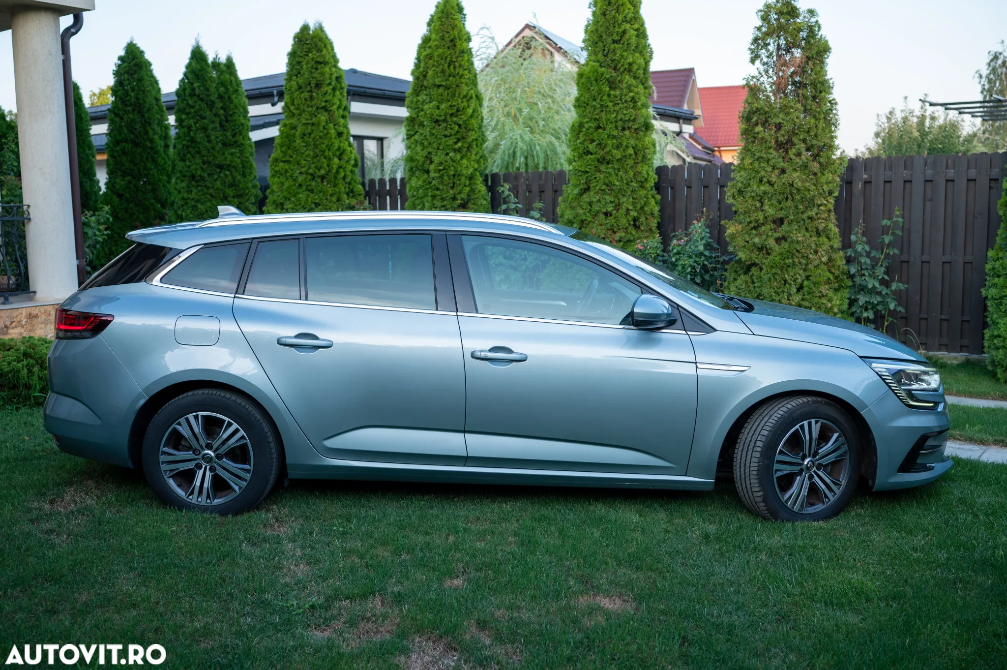 Renault Megane BLUE dCi 115 EDC INTENS - 3