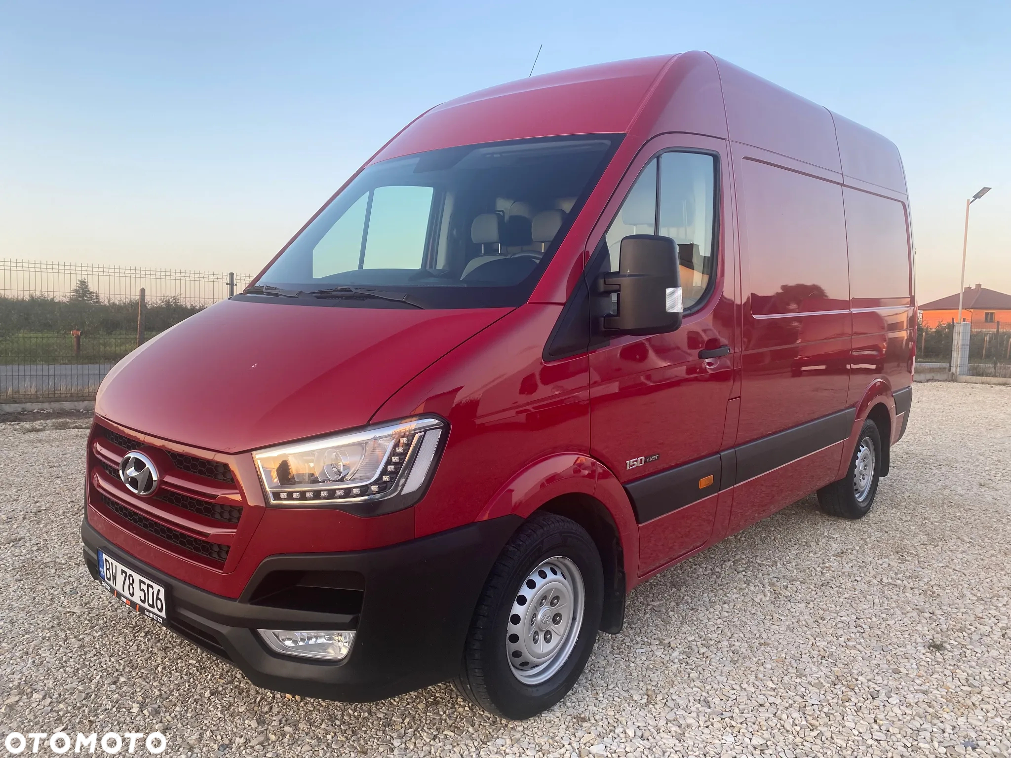 Hyundai H350 - 4