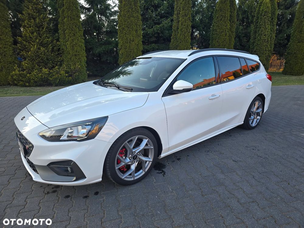 Ford Focus SW 2.0 EcoBlue ST - 14