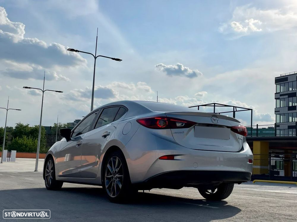 Mazda 3 - 9
