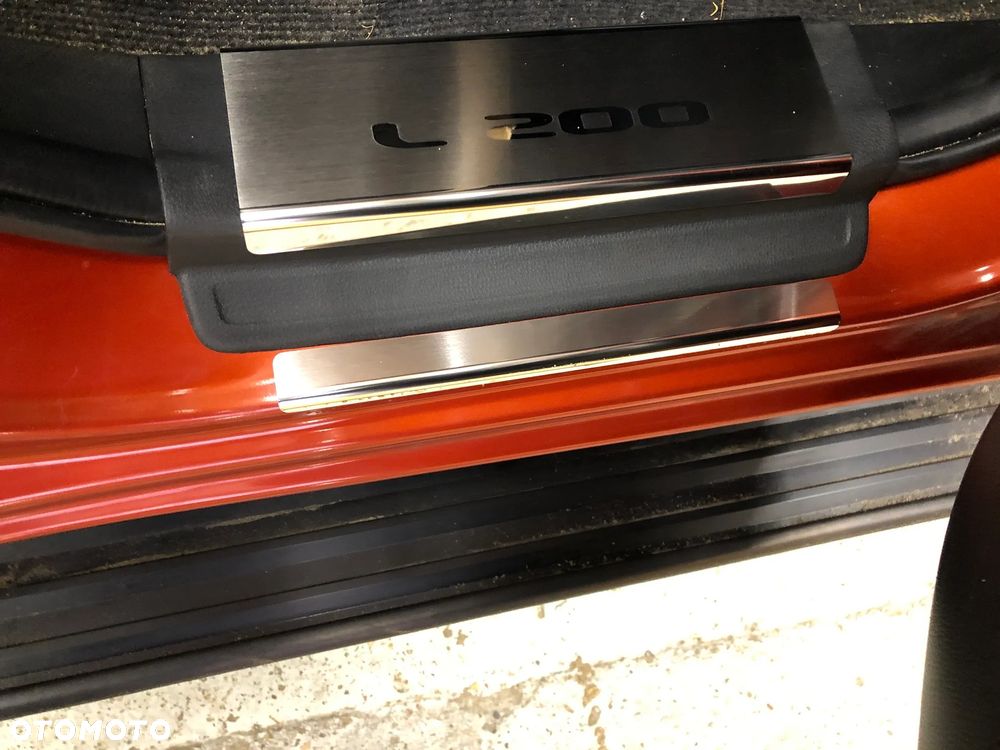 Nakładki Progowe Listwy Ochronne do Mitsubishi L200 2014- 2022 - 5