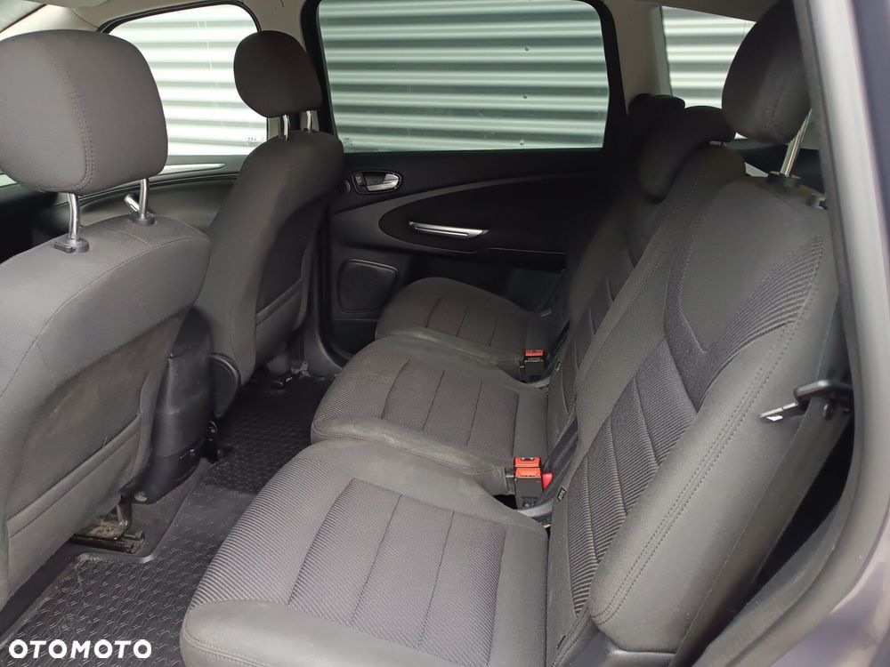 Ford S-Max 1.6 T Titanium - 24