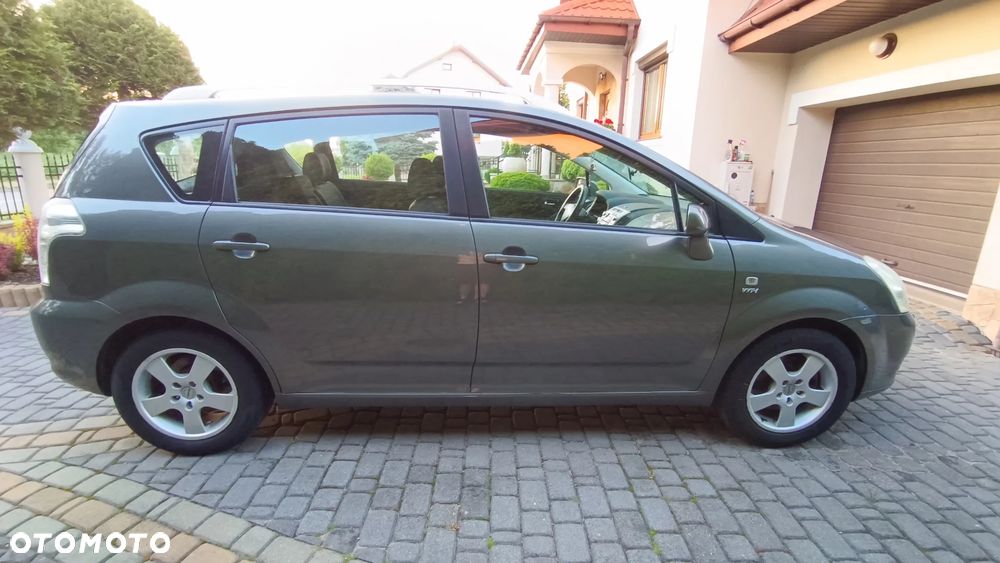 Toyota Corolla Verso 1.8 Sol + 7os MM - 8