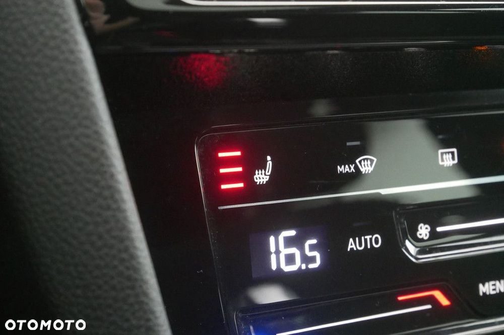 Volkswagen Arteon 2.0 TSI R-Line DSG - 27
