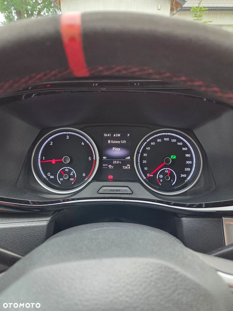Volkswagen Multivan 2.0 TDI L1 Trendline DSG - 9