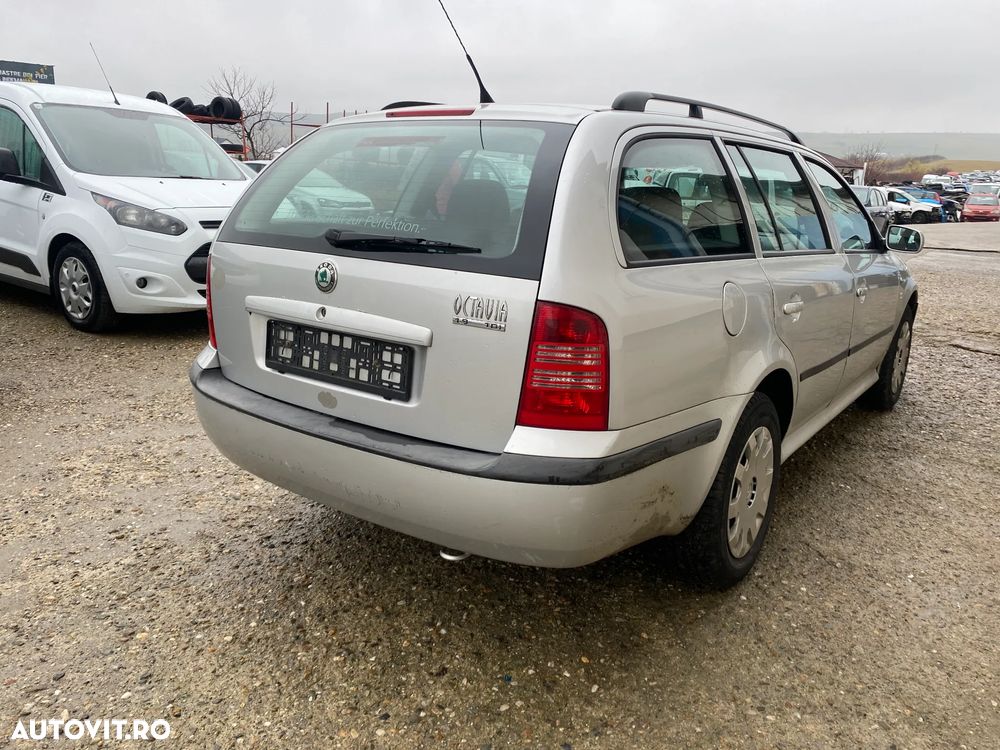 Dezmembrez piese Skoda Octavia 1 Tour - 3