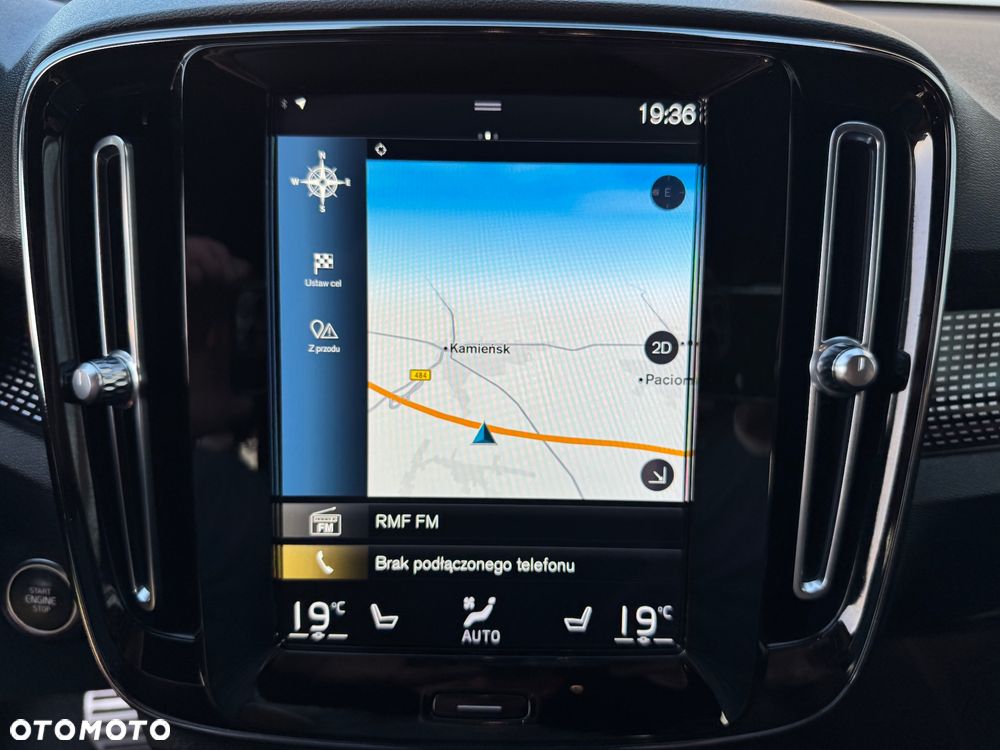 Volvo XC 40 T3 Geartronic RDesign - 34