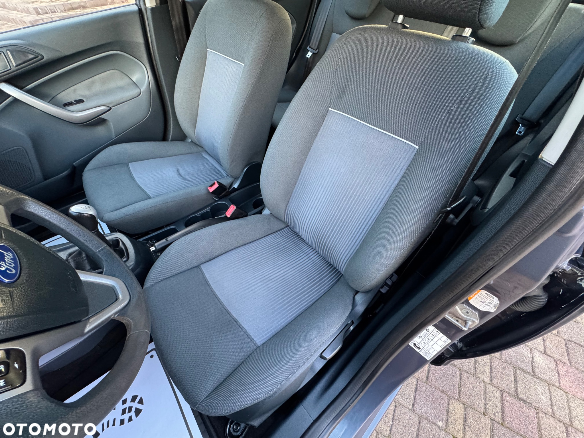 Ford Fiesta 1.25 Trend EU5 - 11