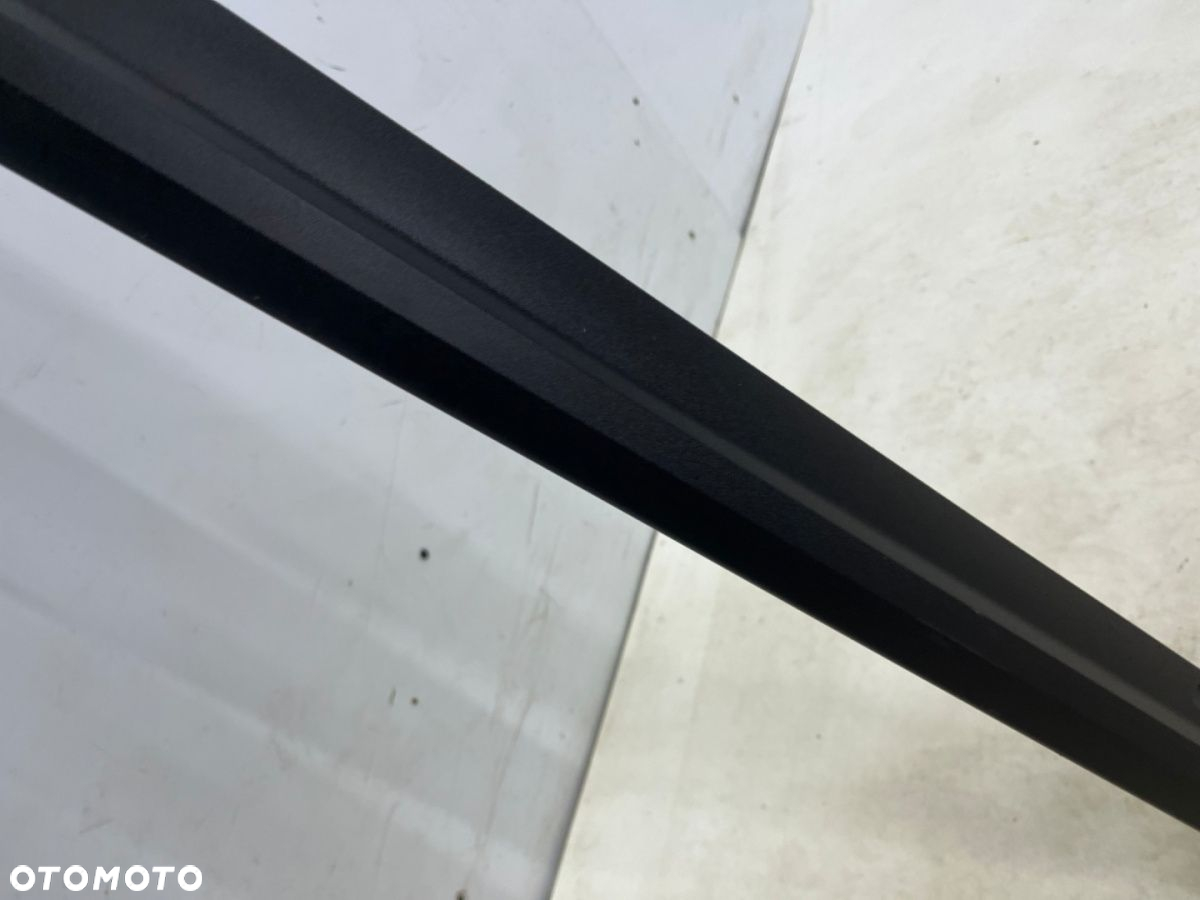 Nakładka progu Seat Arona 17r.- LEWA listwa progowa zewnętrzna 6f9853851 - 14
