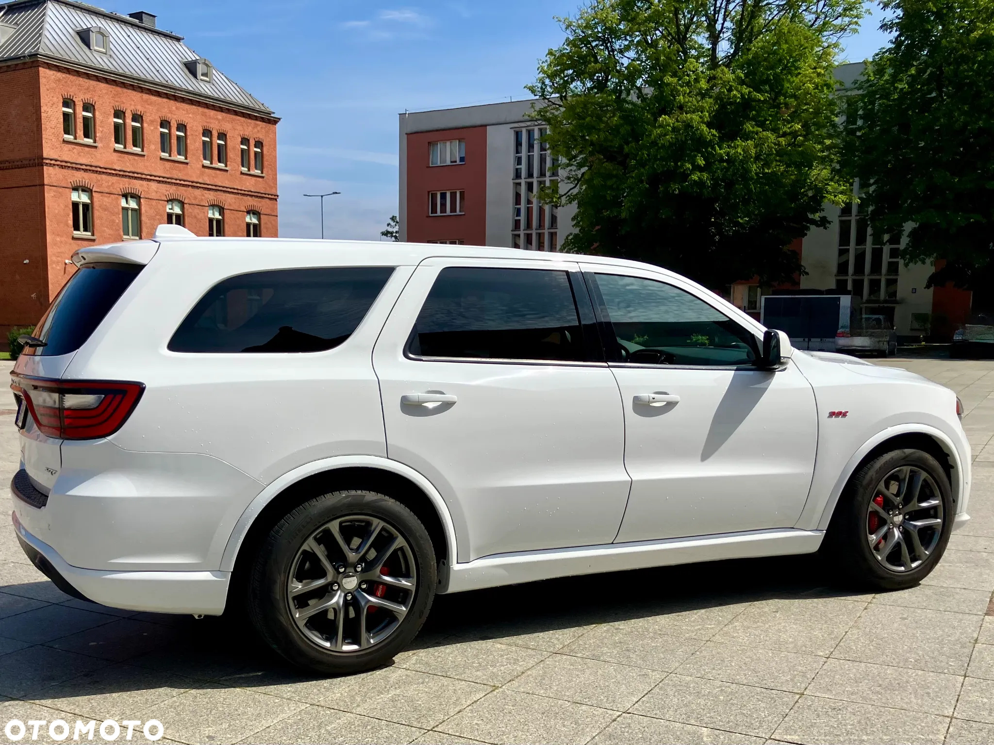 Dodge Durango 6.4 SRT - 11
