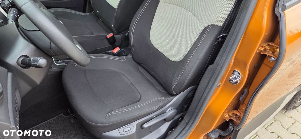 Renault Captur 1.2 Energy TCe XMOD EDC EU6 - 32
