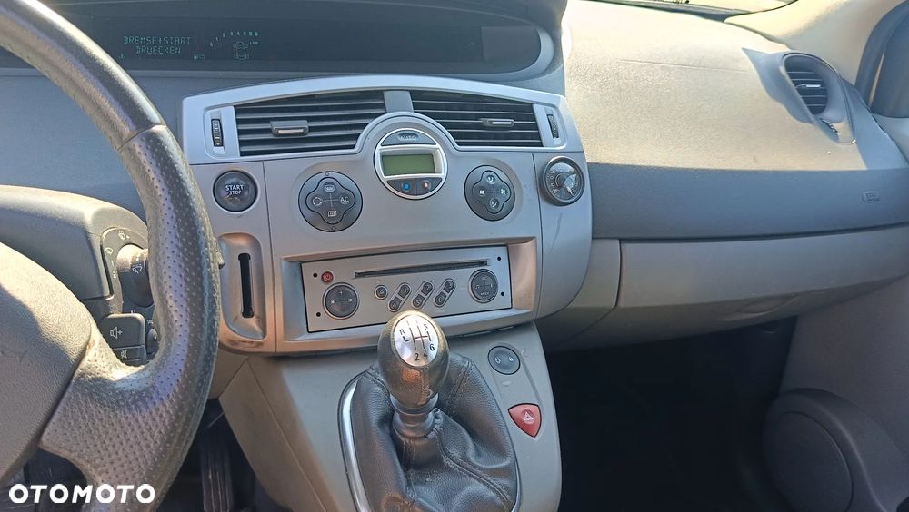 Renault Scenic - 3