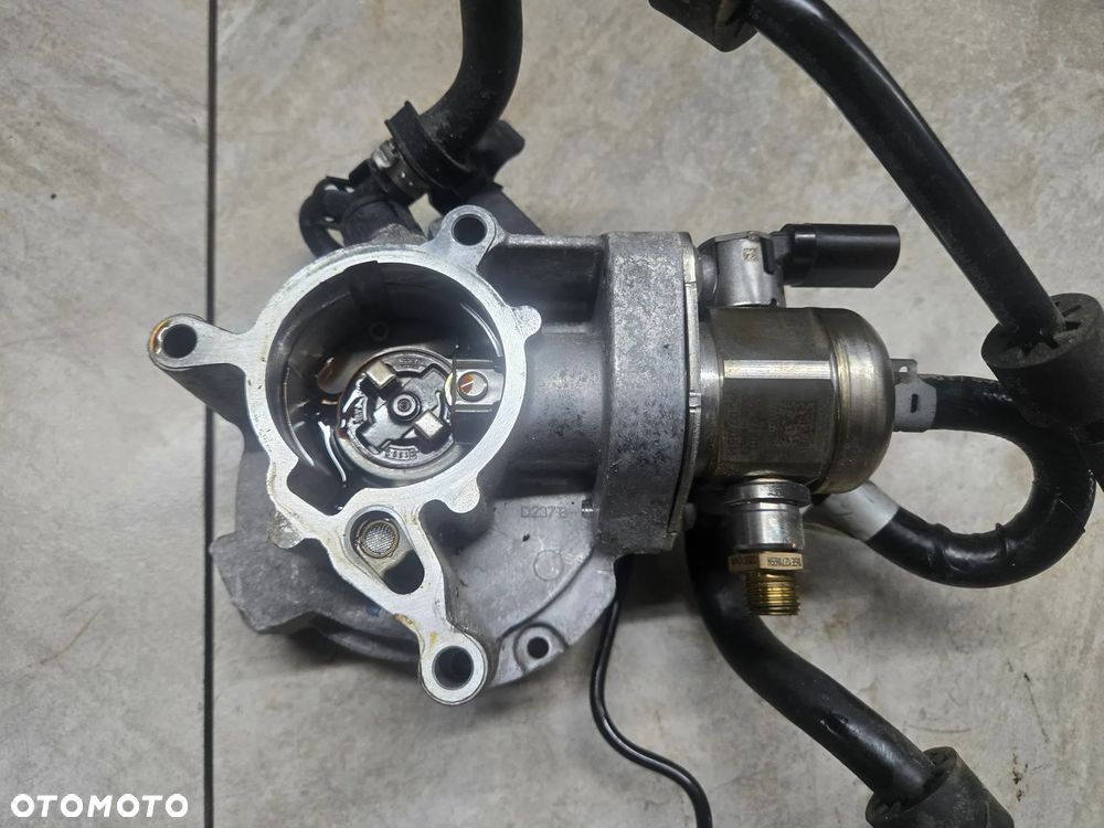 POMPA WYSOKIEGO CIŚNIENIA POMPA VACUM2.0 TFSI 06G127025M 06K145100AE - 2
