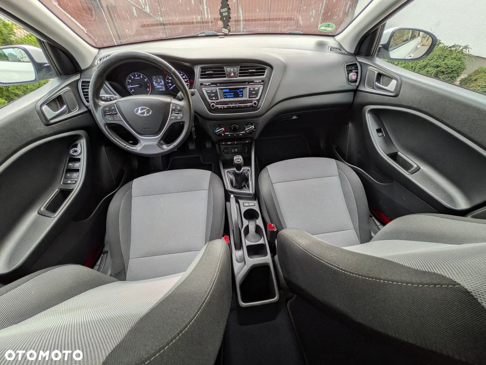 Hyundai i20 1.2 Intro Edition - 15